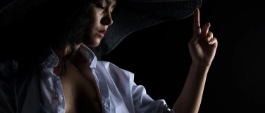 Event-Image for '8 The Art of One Light  -  Miriam Bennouna'