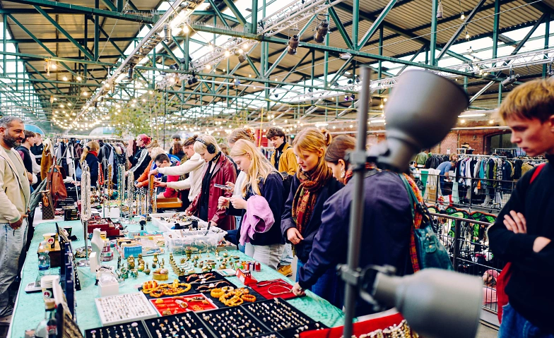 Event-Image for 'Nachtflohmarkt in der Gleishalle'