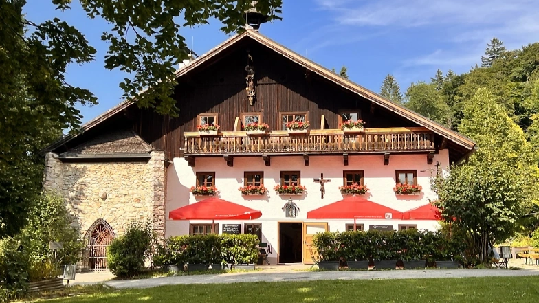 Original Hüttenkrimi in Salzburg Erentrudisalm, Gfalls 9, 5061 Elsbethen Tickets