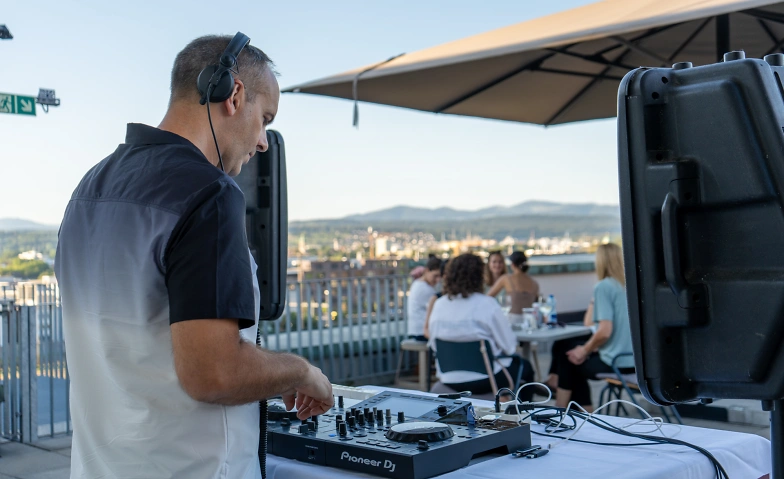 Event-Image for 'Feldschl&ouml;sschen Sunset Party'