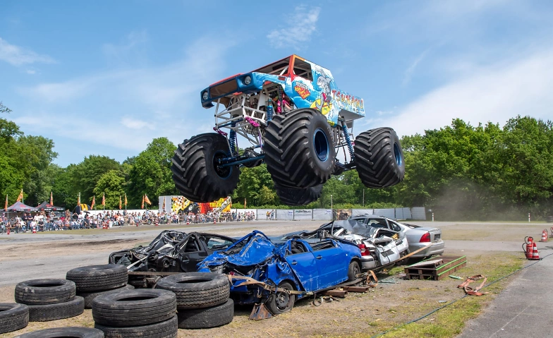 Monster Truck Show Team Lagrin Billets