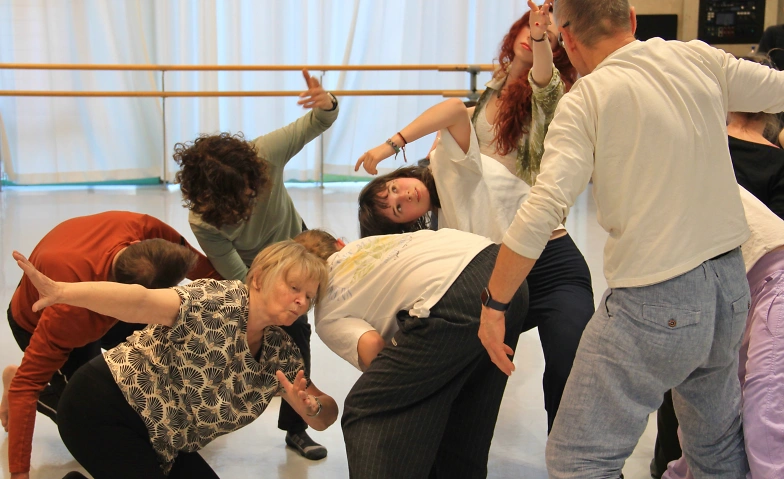 Landscapes of Motion, ArtRose-Ensemble &amp; junge Menschen Tickets
