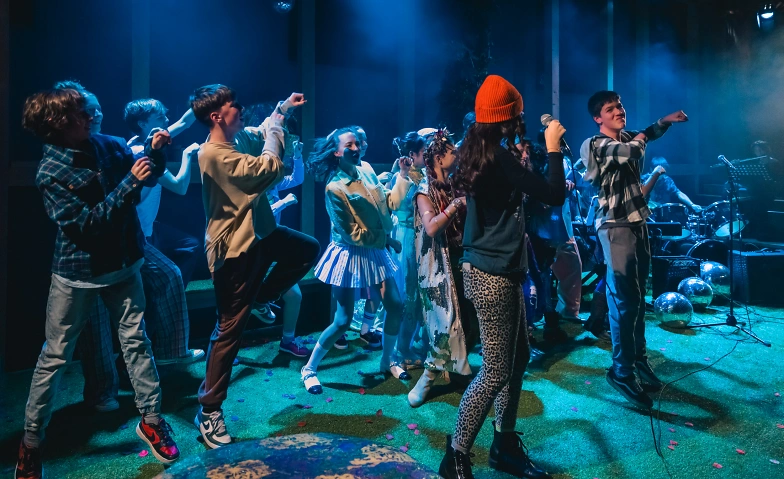ZUOZ GLOBE PLAYS - Shakespeare Company Tickets