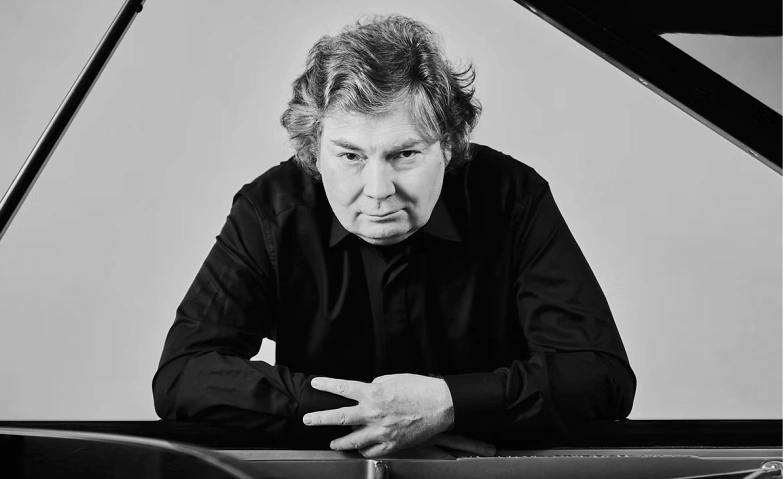 SonntagsKonzert  Vier Hände voll zu tun Tickets