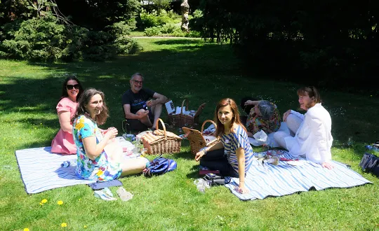 Sponsoring-Logo von Gem&uuml;tliches Netzwerk-Picknick im Park der Villa Boveri Baden Event