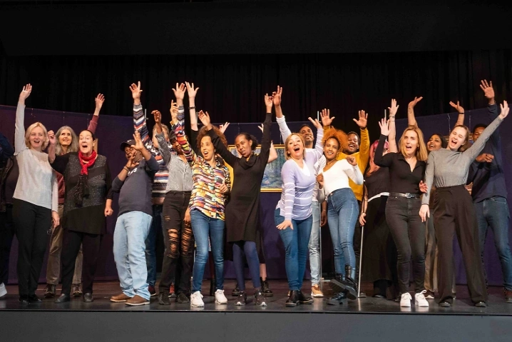 Malaika spielt im Bernhard Theater Bernhard Theater, Sechseläutenplatz 1, 8001 Zürich, Sechseläutenplatz 1, 8001 Zürich Tickets