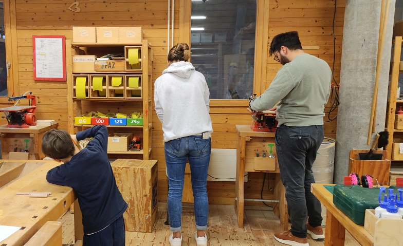 Familien-Atelier HOLZWERKEN Tickets