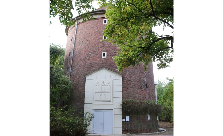 Bunkerf&uuml;hrung:  Ein Zombeck-Turm in Hasselbrook Billets