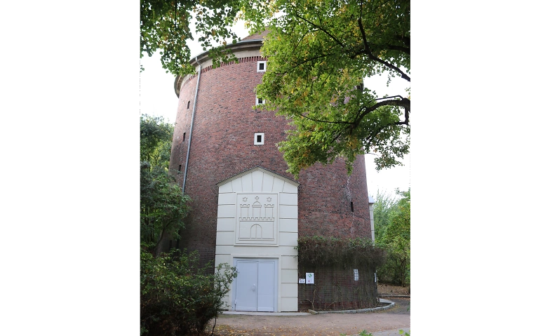 Bunkerf&uuml;hrung:  Ein Zombeck-Turm in Hasselbrook Billets