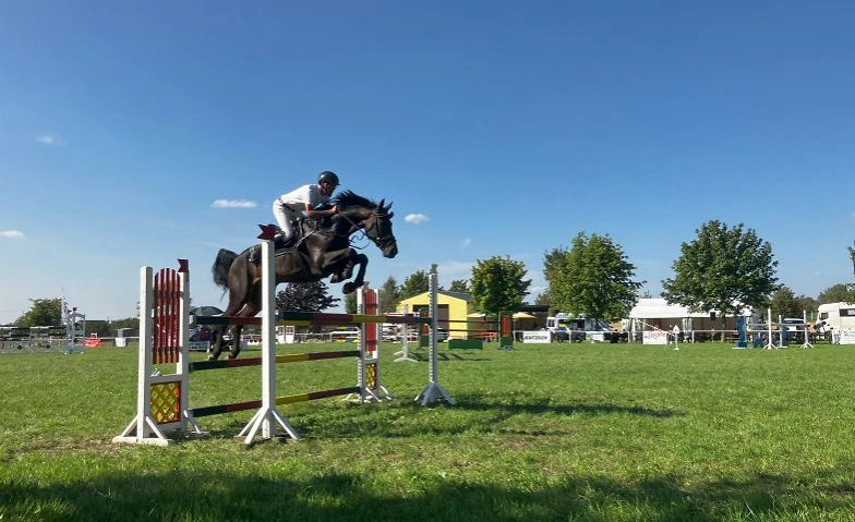 Reitturnier, 71. Jahre Reiten in Lüttewitz Reitplatz Lüttewitz, Prüferner Weg 1, 04720 Döbeln Tickets