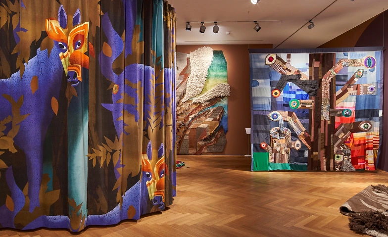 Gib Stoff! Textile Bilder im Raum Billets