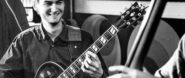 Event-Image for 'Sous Les &Eacute;toiles &ndash; Strike a Chord'