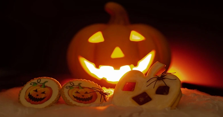 Halloween-K&uuml;rbis aus Schokolade verzieren Sutter Begg, Frankfurt-Strasse 80, 4142 M&uuml;nchenstein Tickets