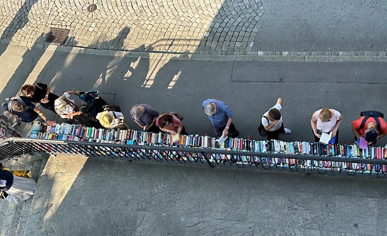 Flohmarkt bei der Stadtbibliothek Stadtbibliothek Aarau Billets
