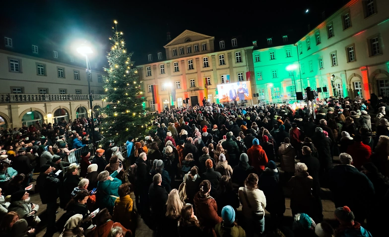 Offenes Weihnachtssingen 2025 Rathaus-Ehrenhof, R&uuml;ckermainstra&szlig;e 2, 97070 W&uuml;rzburg Tickets