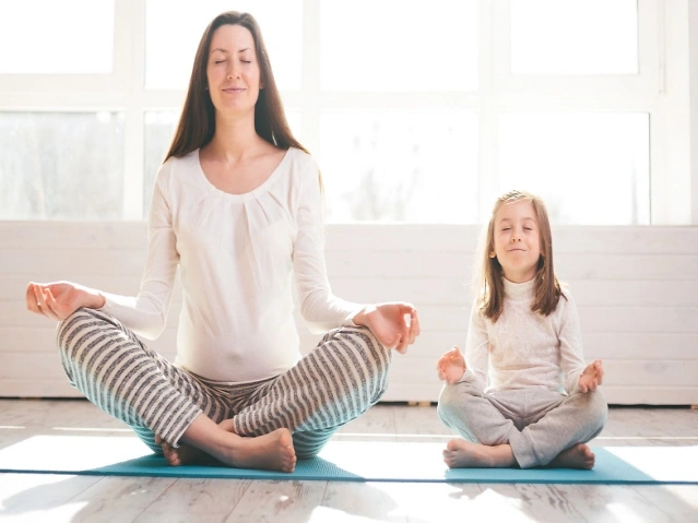 Familien-Yoga Familienzentrum Karussell, Haselstrasse 6, 5400 Baden Tickets